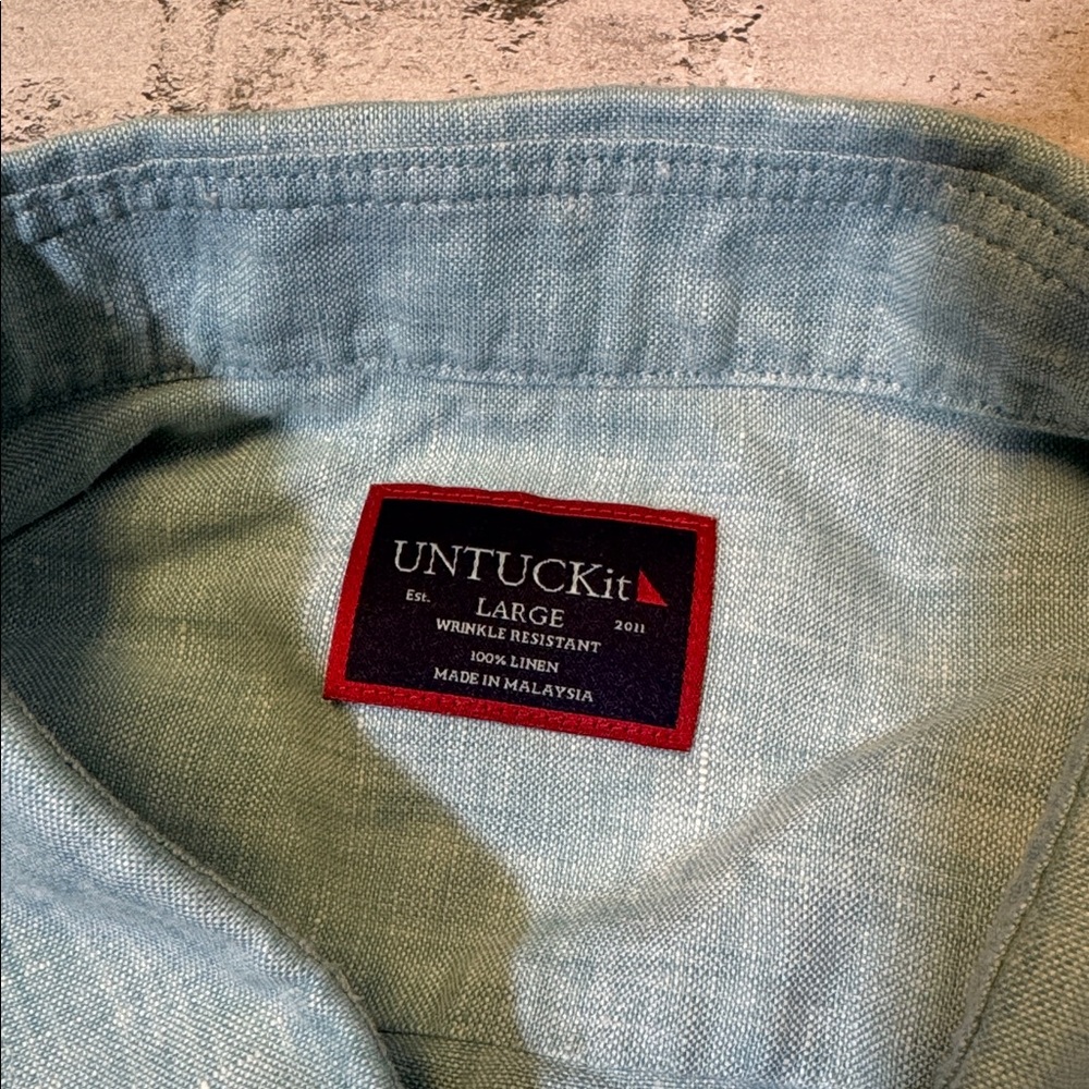 UNTUCKit mens L Large blue solid regular fit 100% linen wrinkle free shirt EUC - Picture 3 of 5
